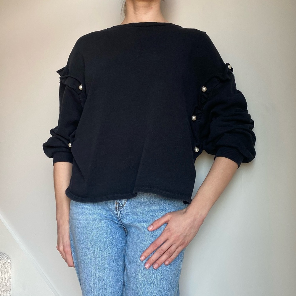 Zara Black Sweatshirt with Pearls and Ruffle Sleeves